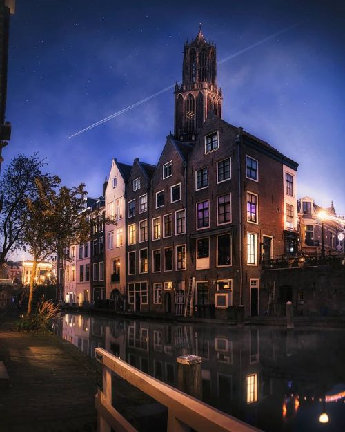 Giantific - Utrecht nights